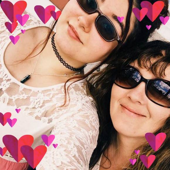 Meet your Posher, Tammy - Picture 1 of 1